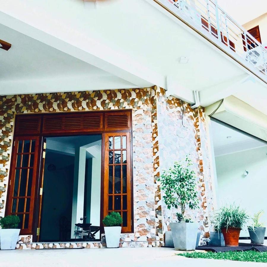 The City Tourist Hotel Anuradhapura Exterior photo
