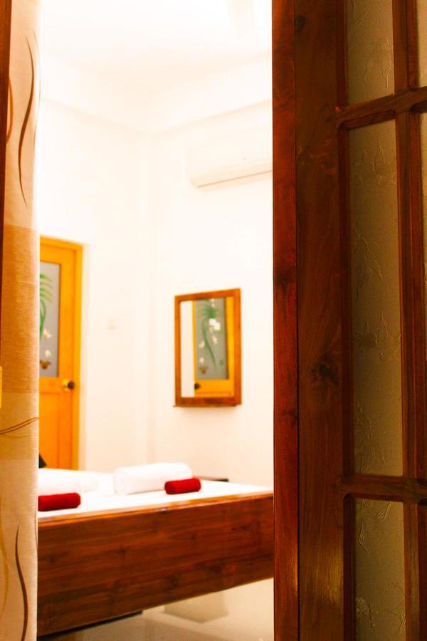 The City Tourist Hotel Anuradhapura Exterior photo
