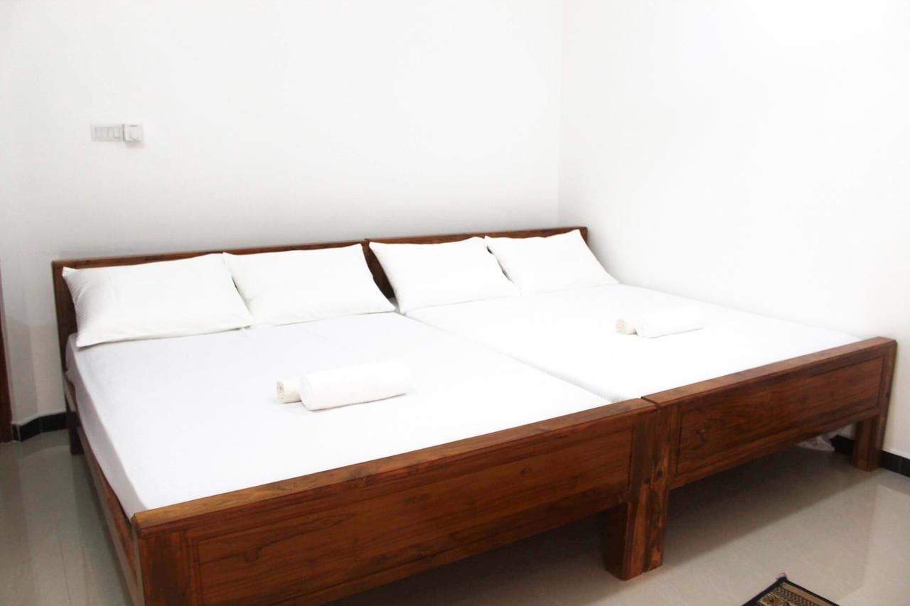 The City Tourist Hotel Anuradhapura Exterior photo